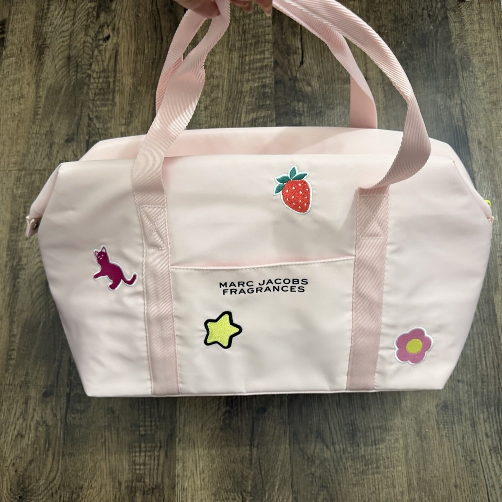 NWT Marc Jacobs Fragrances Pink Duffel Bag Star Cat Strawberry Appliqué Patches - Picture 6 of 11